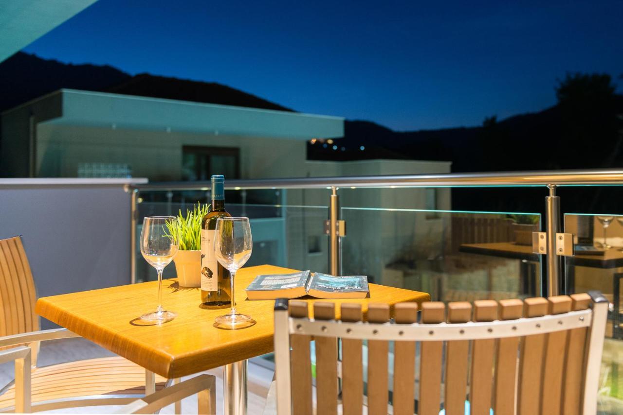 Ferienwohnung Mary'S Luxury Chrisi Ammoudia Exterior foto
