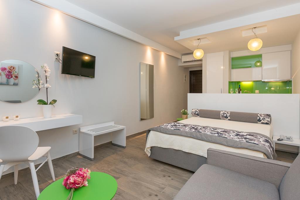 Ferienwohnung Mary'S Luxury Chrisi Ammoudia Exterior foto